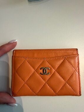 CHANEL Quilted Card Holder in Bright Orange with Silver CC